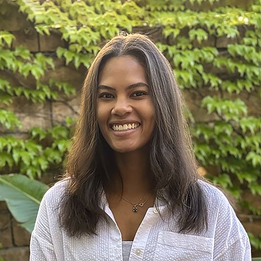 A headshot image of Stephanie Williamson