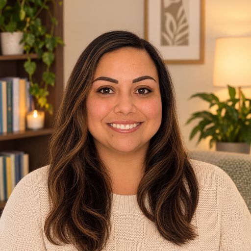 A headshot image of Claudia Duarte