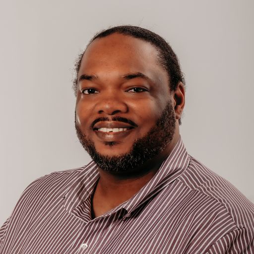 A headshot image of Leroy Bryan