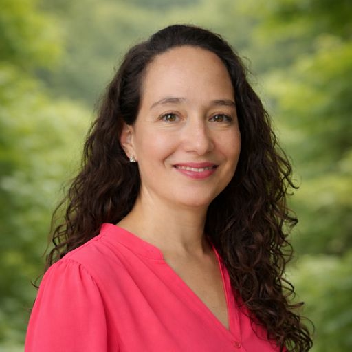 A headshot image of Denise Krumholz