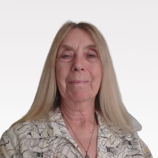 A headshot image of Carol Crabson