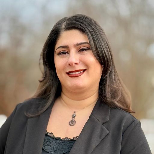 A headshot image of Leila Kandahari