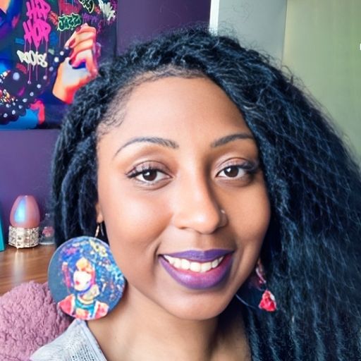 A headshot image of Kambria Caldwell
