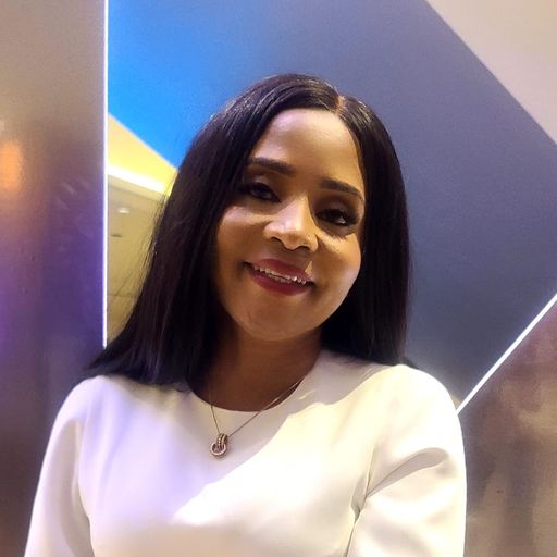 A headshot image of Cornelia Alinnor