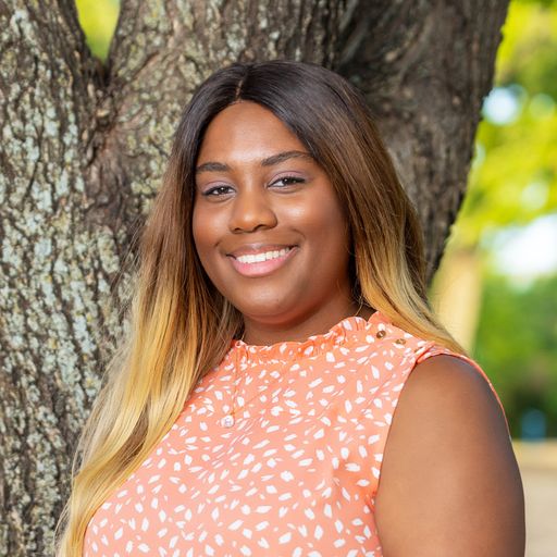 A headshot image of Ariana Correia