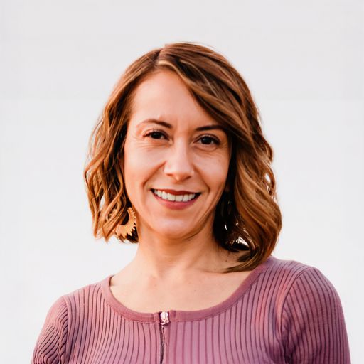 A headshot image of Julissa Caballero