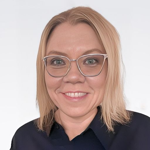 A headshot image of Kris Kangas
