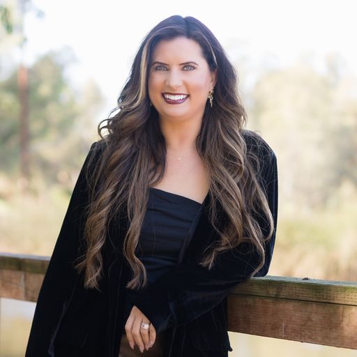 A headshot image of Tara Pentecost
