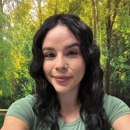 A headshot image of Yisel Ruelas