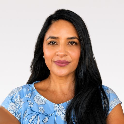 A headshot image of Yadira Torres-Baca