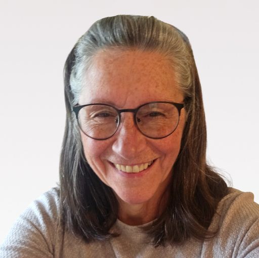 A headshot image of Deb Osborn