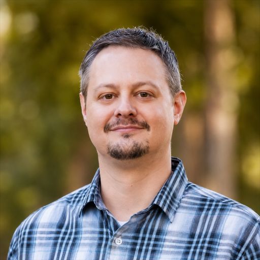 A headshot image of Ben Savelli