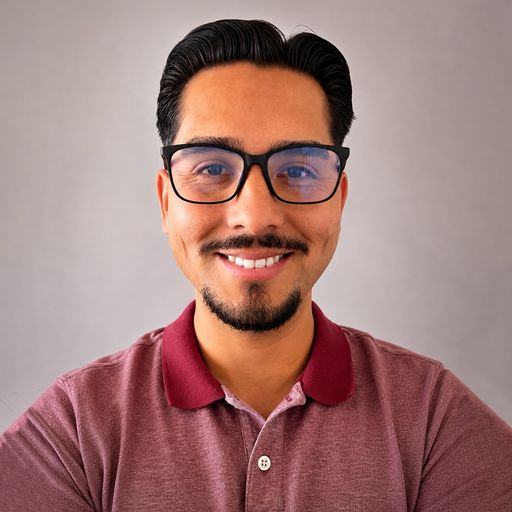 A headshot image of Ivan Nunez