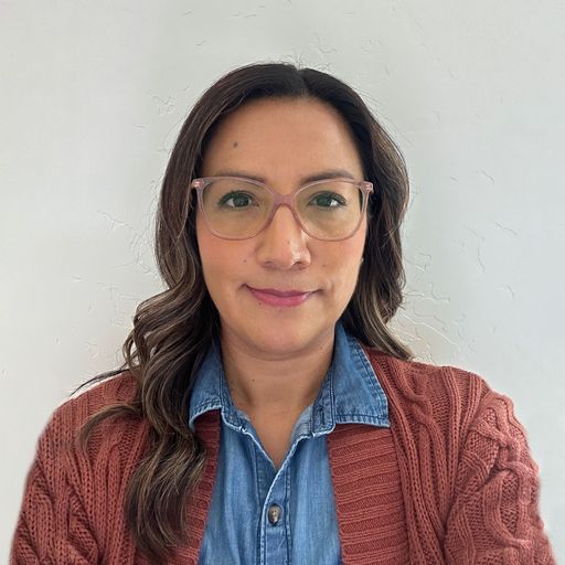 A headshot image of Theresa Valero