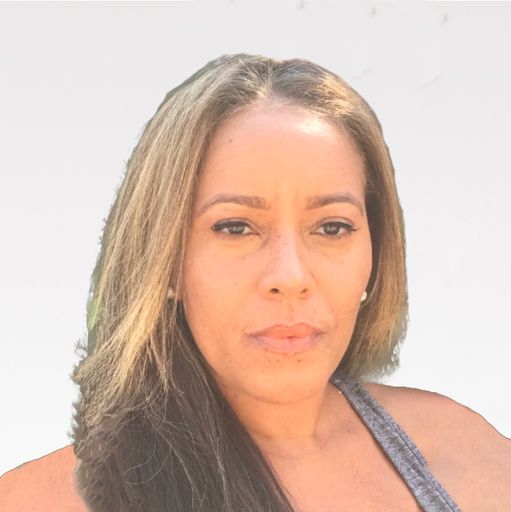 A headshot image of Nefertiti DeSilva