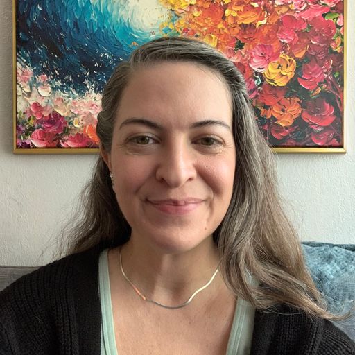 A headshot image of Amanda Frazier
