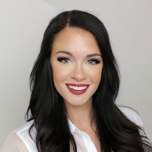 A headshot image of Olivia Woodward