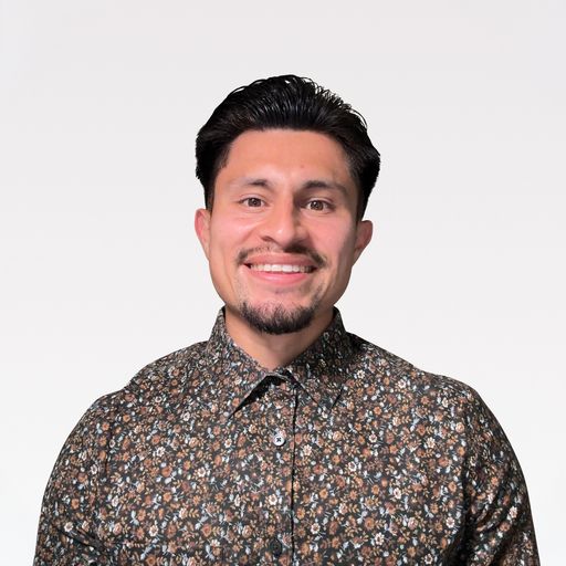 A headshot image of Ronald Ochoa