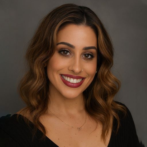 A headshot image of Berna Martinez