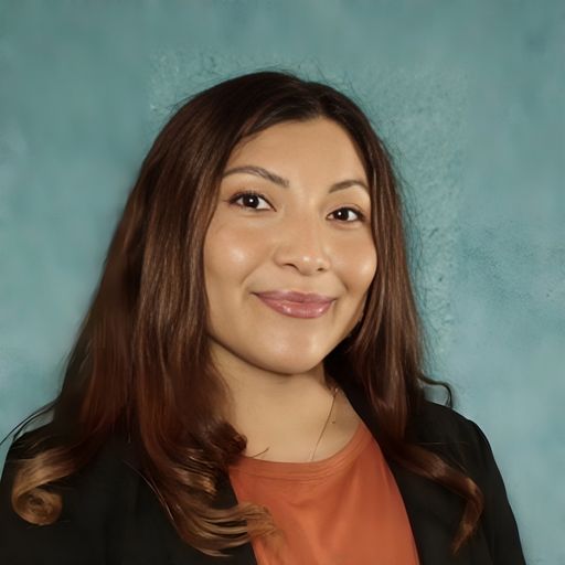 A headshot image of Brenda De La Cruz