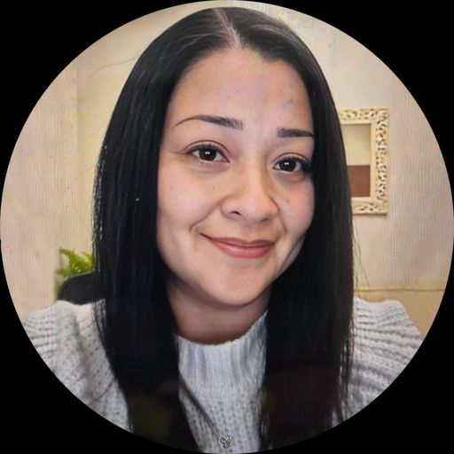 A headshot image of Alicia Aguirre