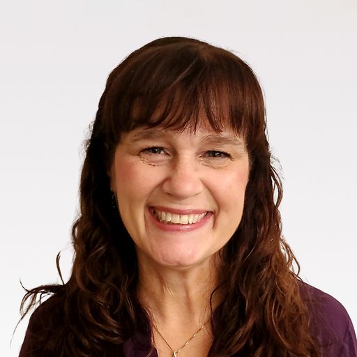 A headshot image of Laura Nelson