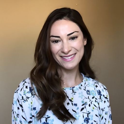 A headshot image of Hoolyaneh Simian