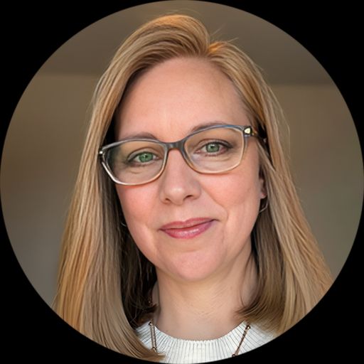 A headshot image of Sarah Kent