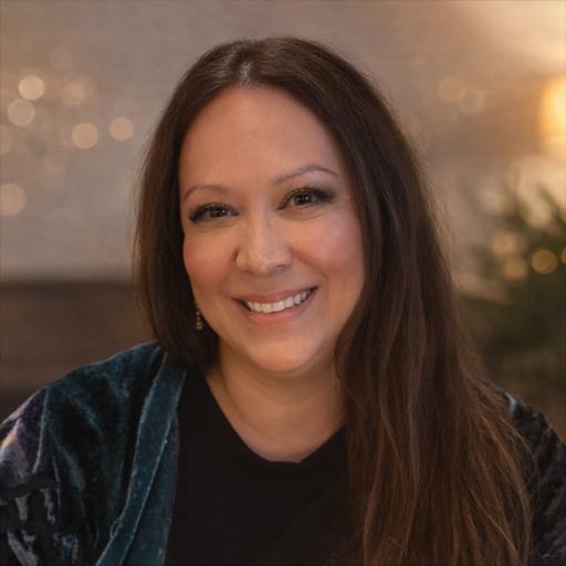 A headshot image of Cindy Contreras