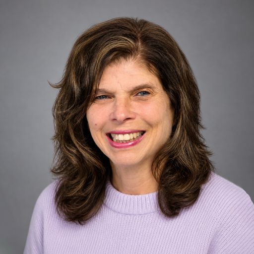 A headshot image of Aviva Malek
