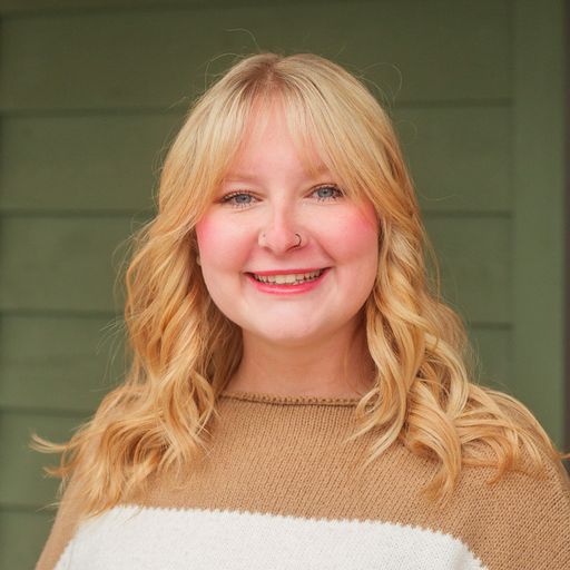 A headshot image of Katlyn Hash