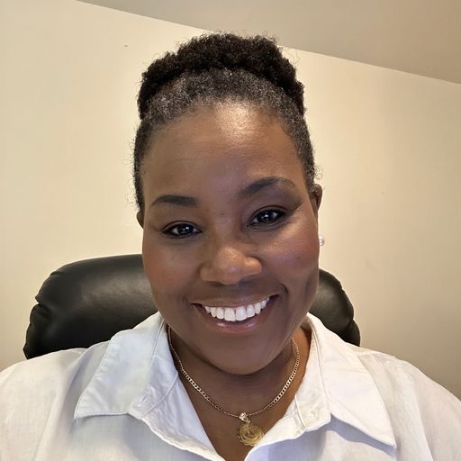 A headshot image of Sandra Smith
