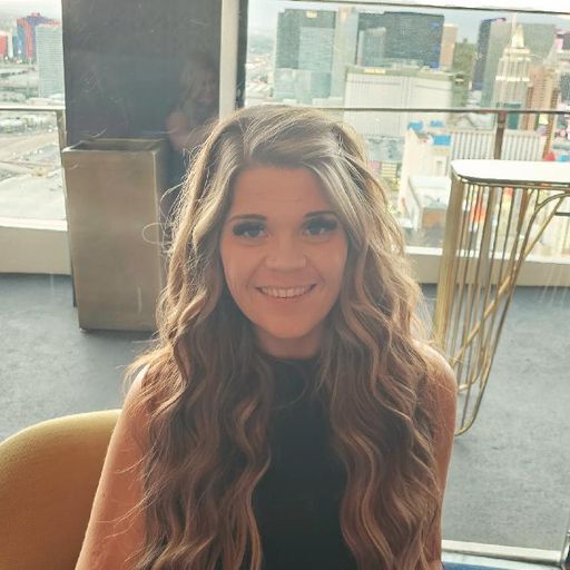 A headshot image of Amanda Birescik