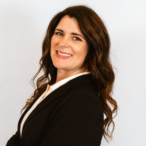 A headshot image of Rachel Truett