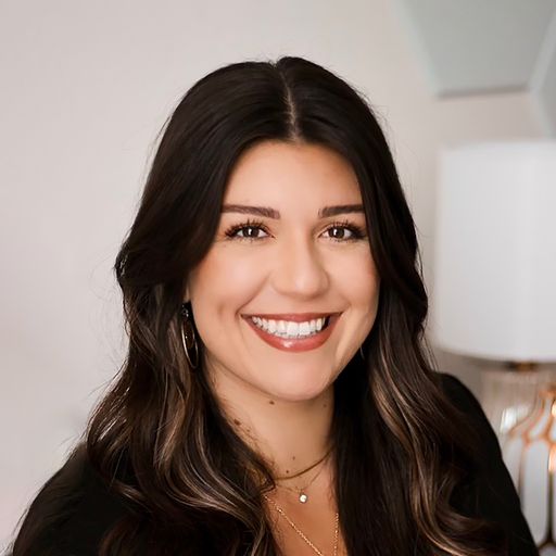 A headshot image of Jennifer Vigil