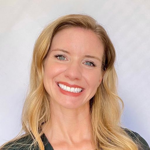 A headshot image of Kara Lorenz