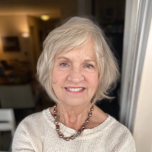 A headshot image of Marlu Harris