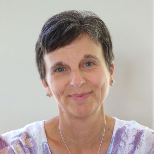A headshot image of Vera Lanaro