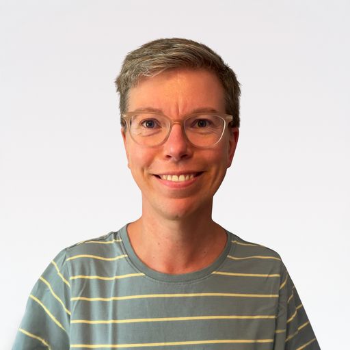 A headshot image of Florian Burfeind