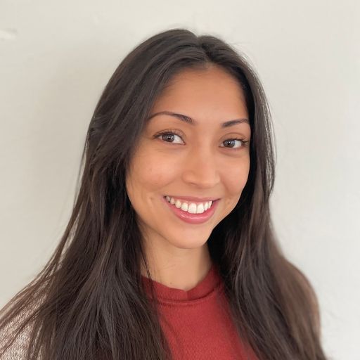 A headshot image of Stephanie Adams