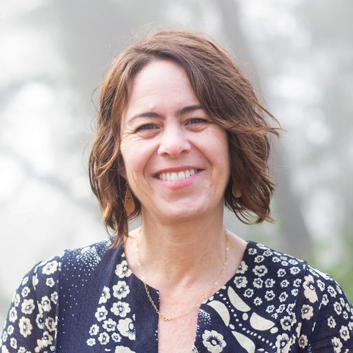 A headshot image of Amy Gallardo