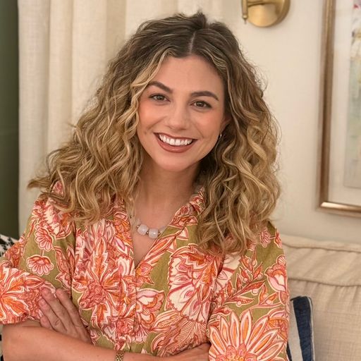 A headshot image of Lauren Darby