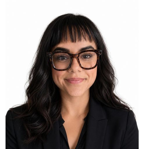 A headshot image of Mirella Vera Duarte