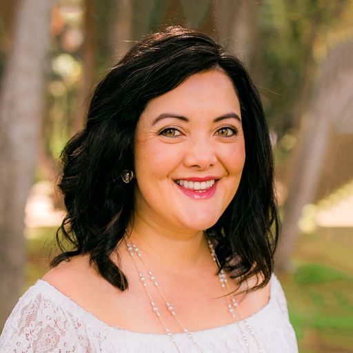 A headshot image of Ruth Olson