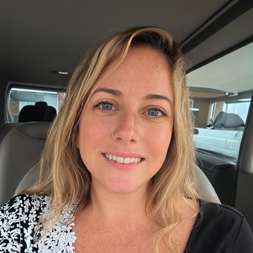 A headshot image of Suzanne Iverson