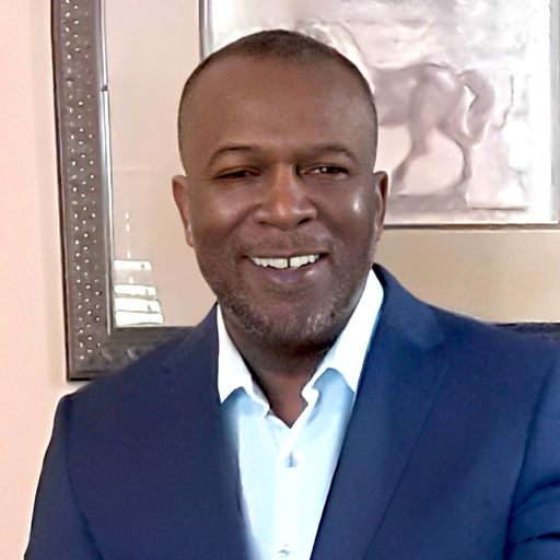 A headshot image of Willie Palmer