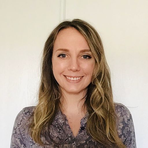 A headshot image of Theresa Wallace